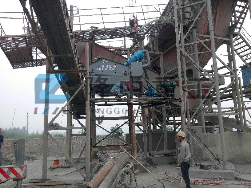 ���μ�Ͽ͑����b�F��