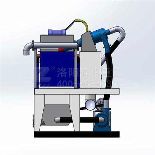 ���{���x�C